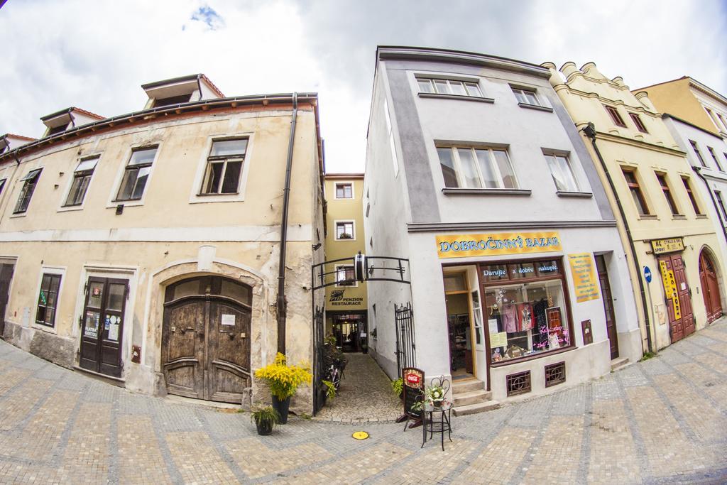 Penzion Černej pták Hotel Jindřichŭv Hradec Exterior foto